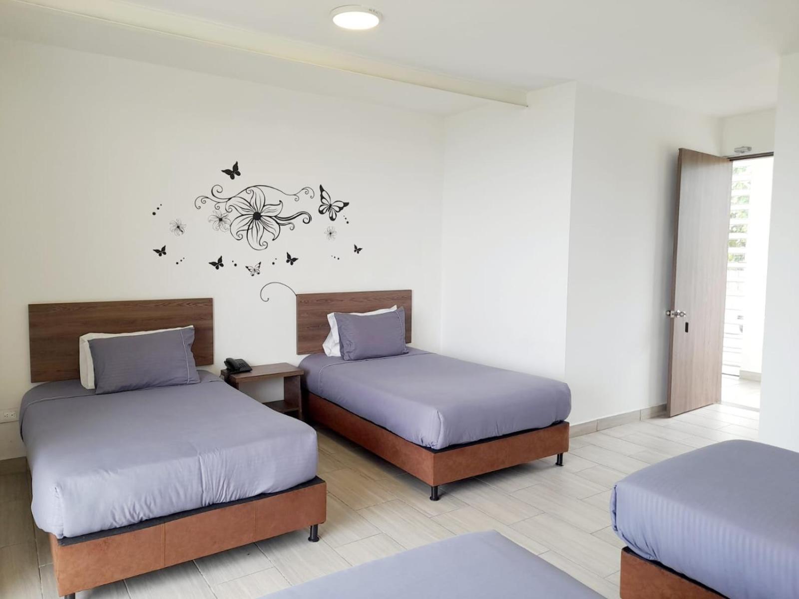 Hotel Entre Lomas ซานตาโรซา เดกาบัล ภายนอก รูปภาพ