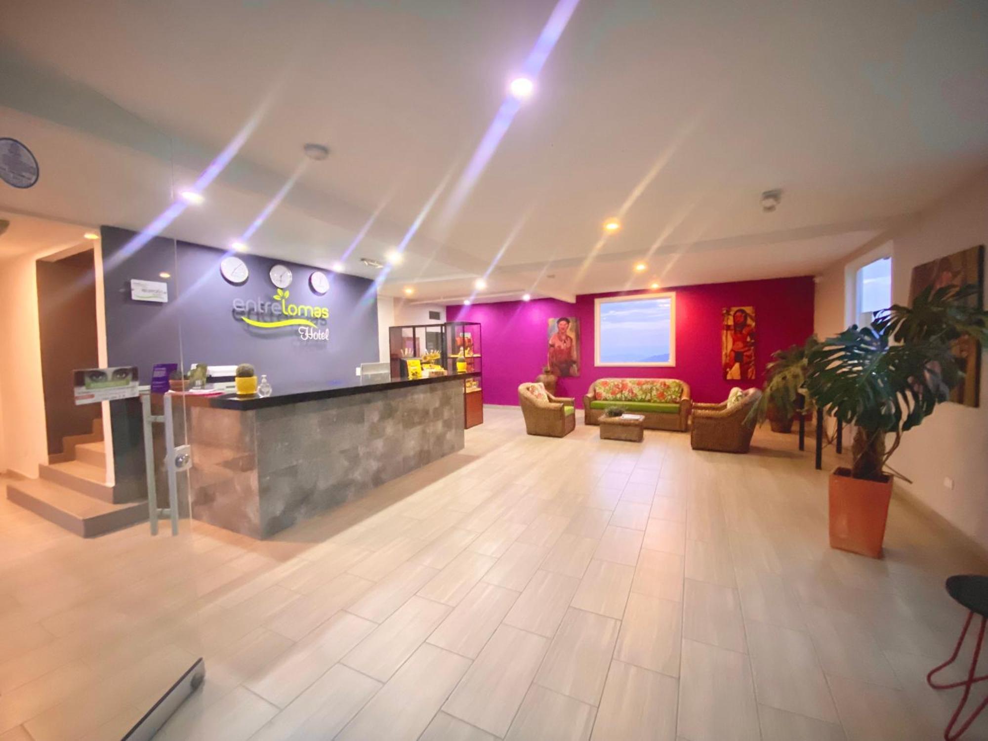 Hotel Entre Lomas ซานตาโรซา เดกาบัล ภายนอก รูปภาพ