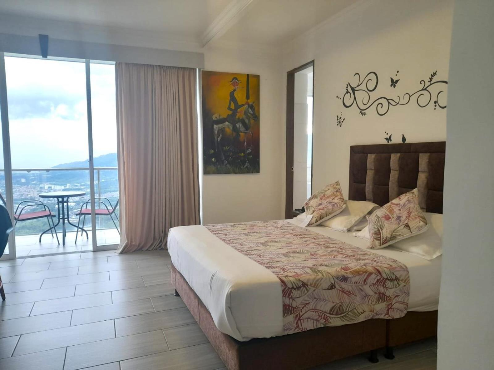 Hotel Entre Lomas ซานตาโรซา เดกาบัล ภายนอก รูปภาพ