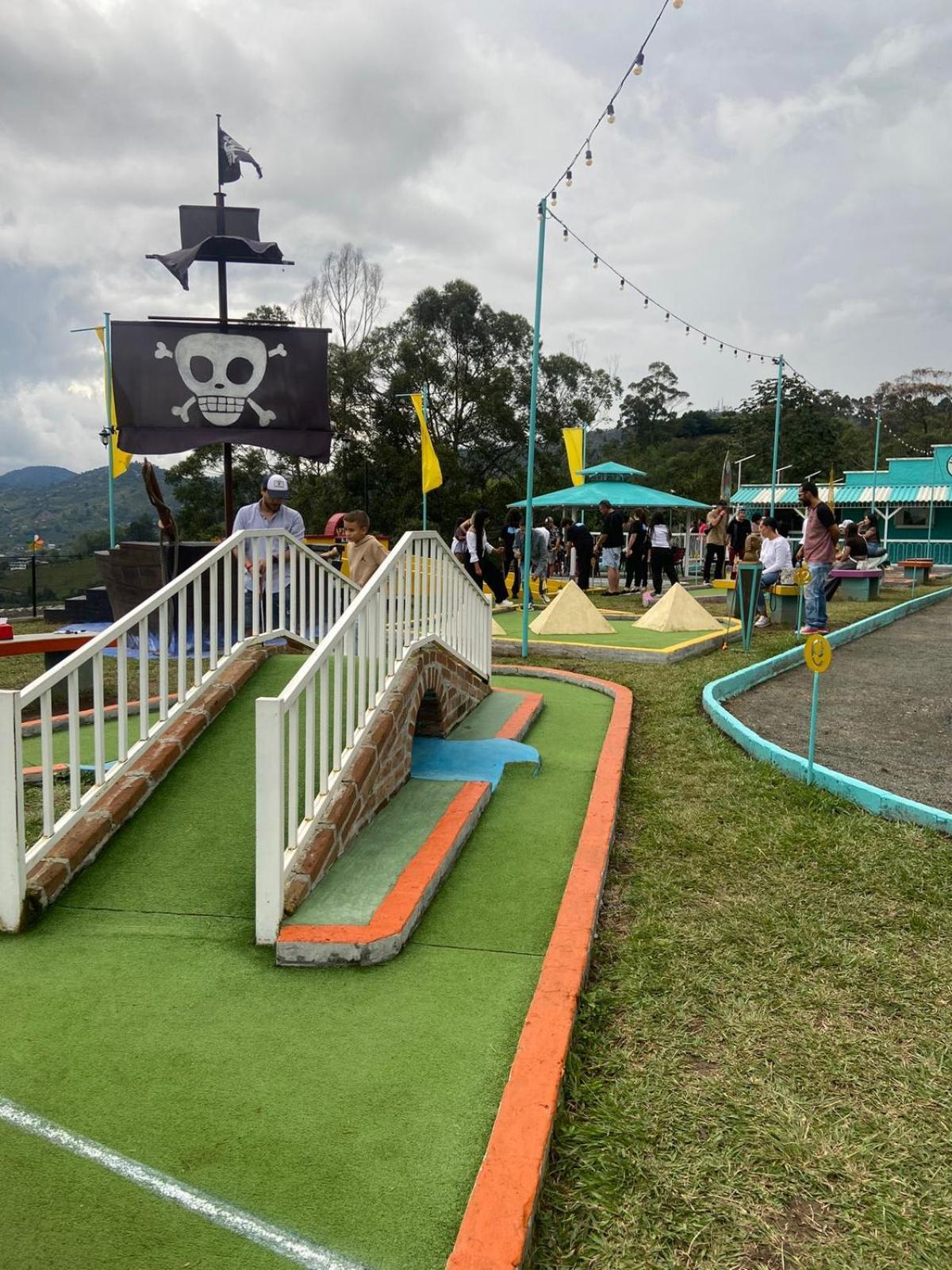 Hotel Entre Lomas ซานตาโรซา เดกาบัล ภายนอก รูปภาพ